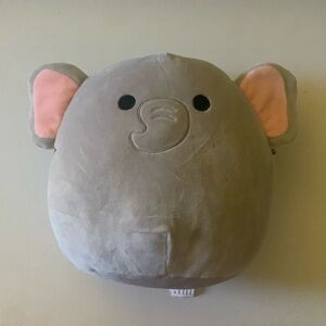 ✨8” Mila the elephant Squishmallow